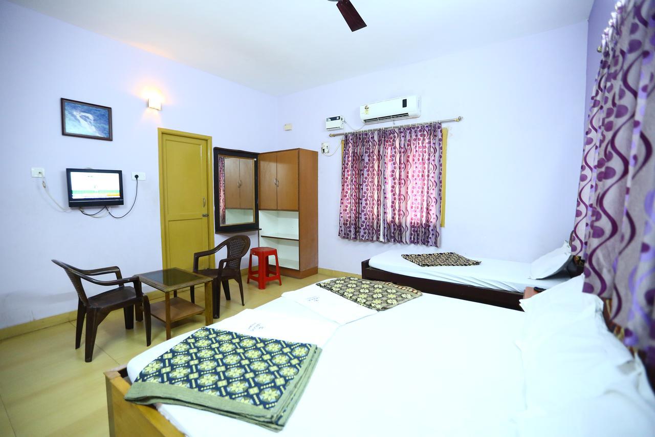 Abirami Residency Hotell Tirukkadaiyur Exteriör bild