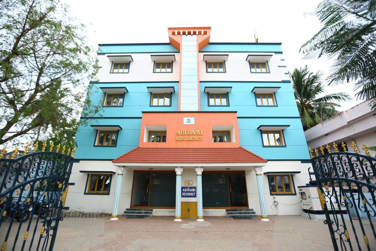 Abirami Residency Hotell Tirukkadaiyur Exteriör bild